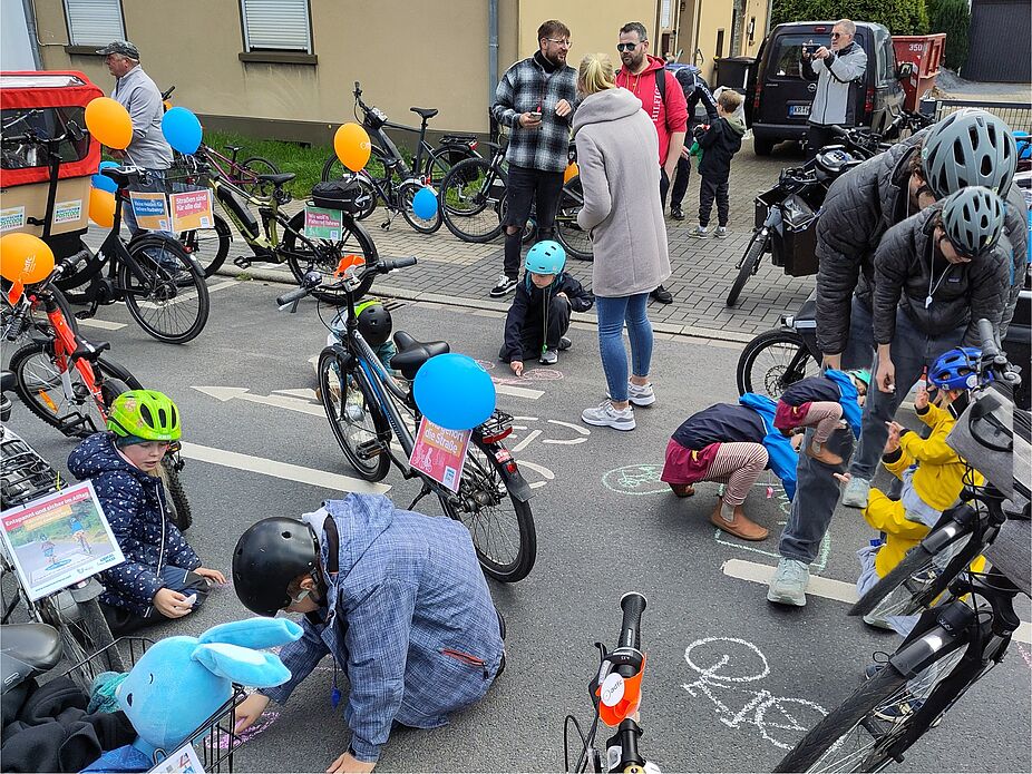 KM-Straßenbemalung Römerstraße