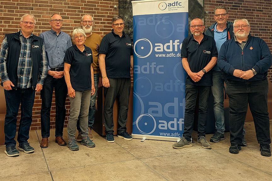 Neuer Vorstand des Kreisverbandes Teil des neuen Vorstandes Jürgen Milewski, Guido Pätzelt, Heike Kather, Wilhelm Fallout-Panner, Patrick Berner, Thomas Aehlig, Klaus Droste, Jürgen Busch